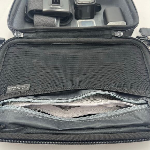 Go Pro Hero 5 Camera Bundle with Accessories & Case- Chest strap, Mounts TESTED - Picture 9 of 11
